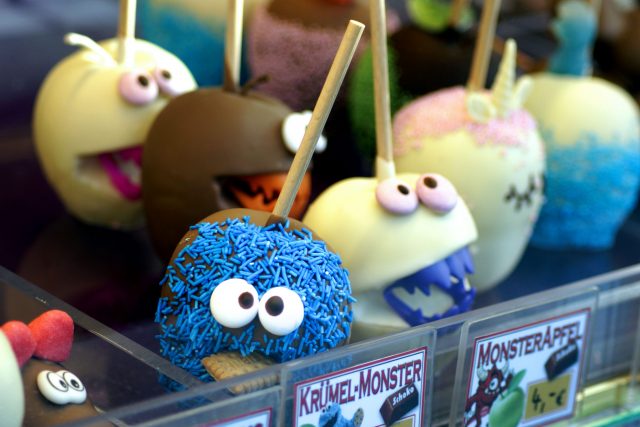 Schoko-ART (Süßwaren) – Schaustellerbetrieb Kai Walz Schoko-ART (Süßwaren) – Schaustellerbetrieb Kai Walz