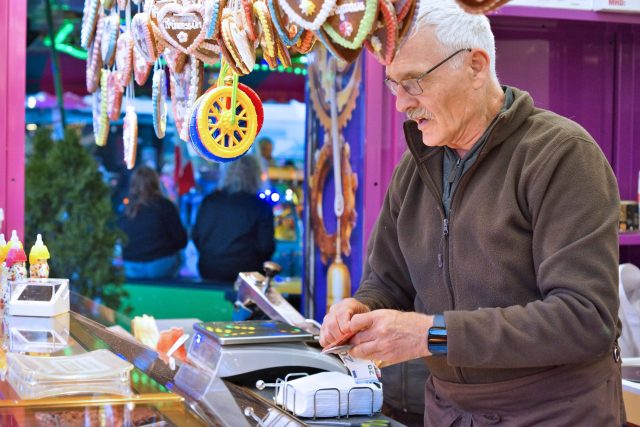 Schoko-ART (Süßwaren) – Schaustellerbetrieb Kai Walz Schoko-ART (Süßwaren) – Schaustellerbetrieb Kai Walz